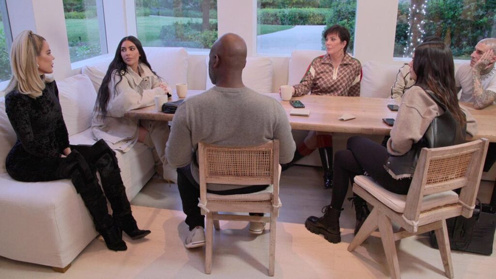 Kim Kardashian apologises to her household for the way in which Kanye West handled them