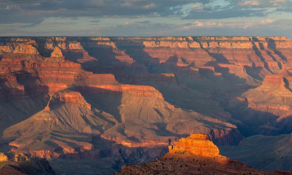 Exploring the Magnificence of the Grand Canyon: Unforgettable Grand Canyon Tours from Las Vegas